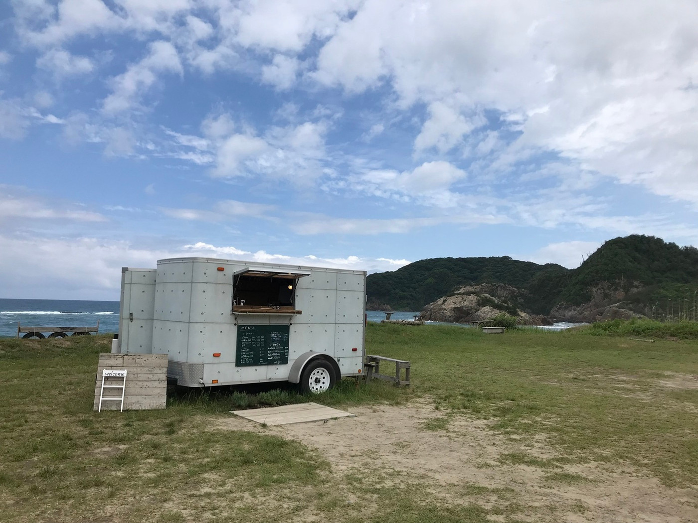 「カフェ ブルーム 浦富店」 外観 157615658 