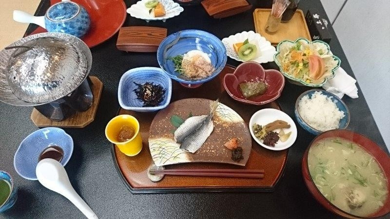 手掘りの大洞窟風呂は異世界への入り口!?4244337