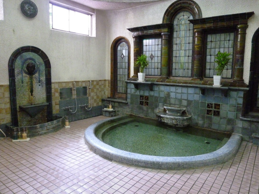 「岩本楼」 その他 9362105 9/2011　ローマ風呂