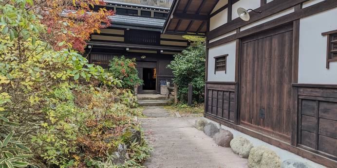 山里のいおり 草円（岐阜県 旅館） / 1