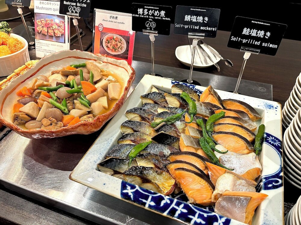 朝食