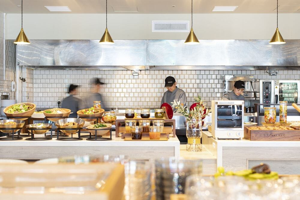 種類豊富な朝食で朝から幸せいっぱい♡3912044