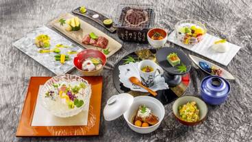 食事・飲み物 / 1