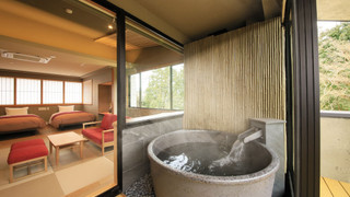 [別館] 温泉半露天風呂付き和洋室 (禁煙)