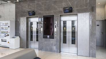 エレベーター / 1