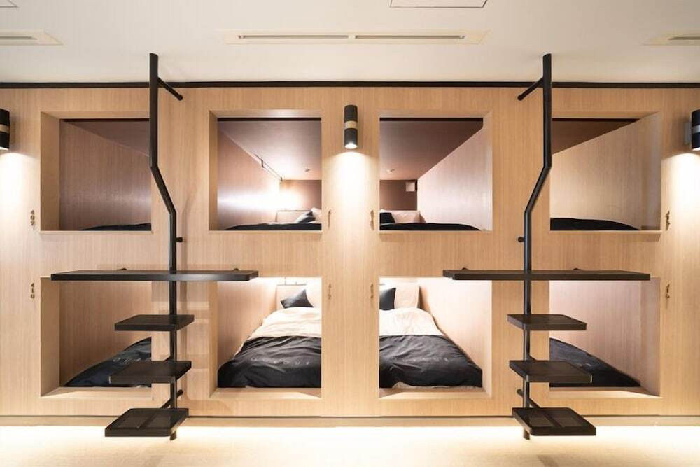 ミニマルなお部屋で秘密基地感を楽しめる映えホテル4021442