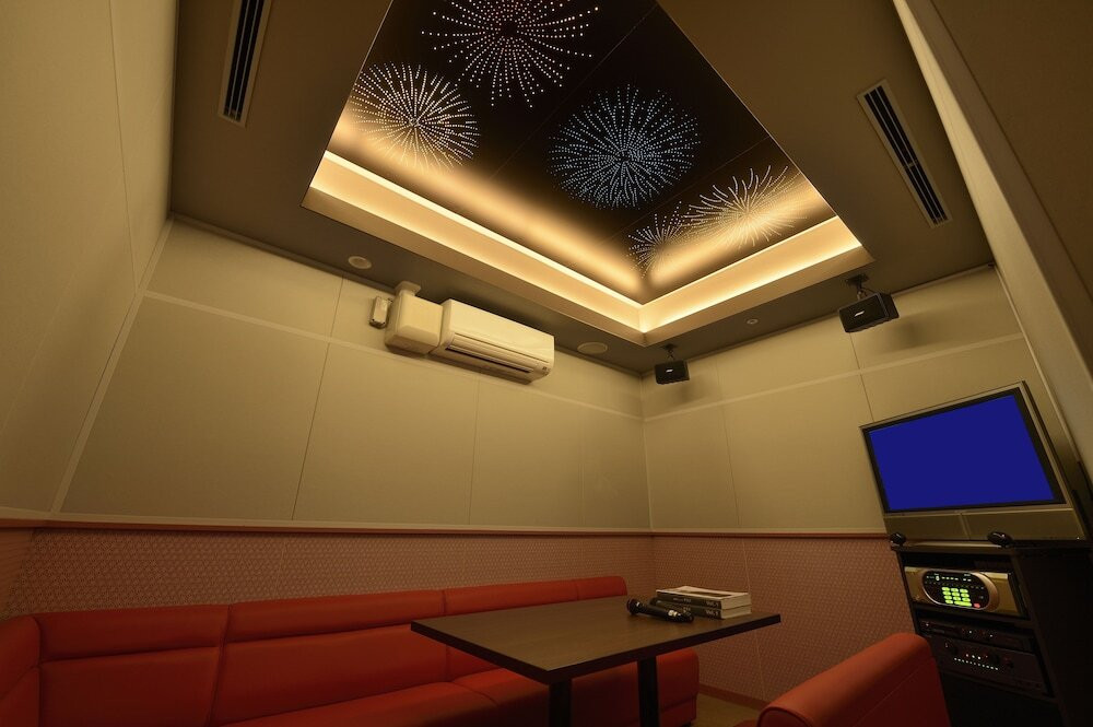 カラオケ ルーム