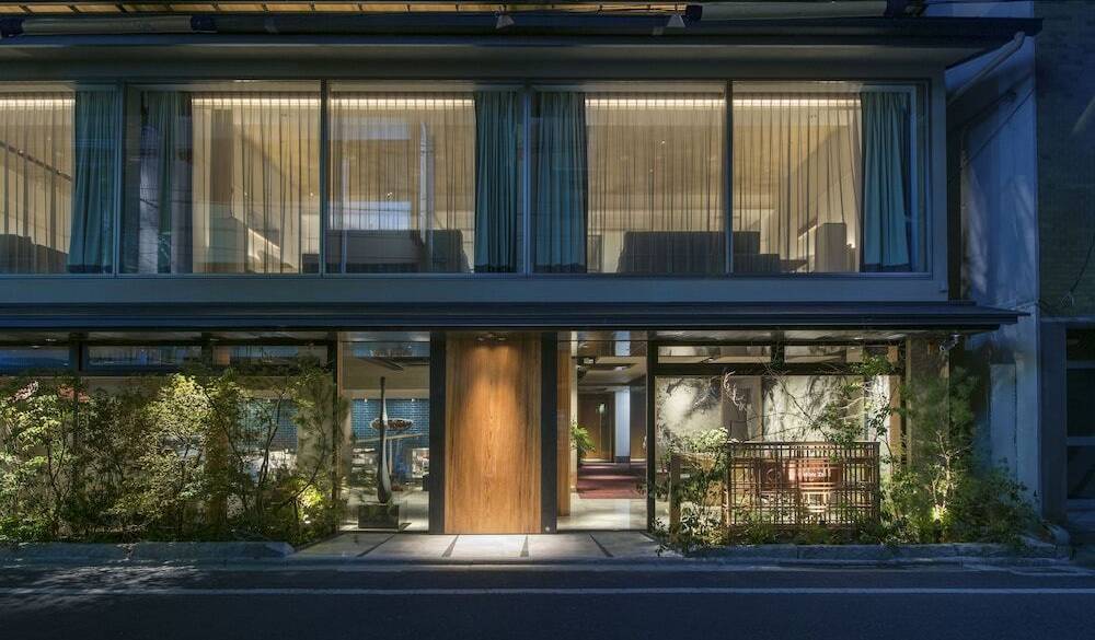 ホテルに着いた時から
新旧の美しさに触れる / 2