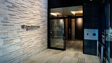 内部エントランス / 2