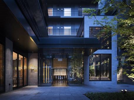 ビスポークホテル心斎橋 / 1