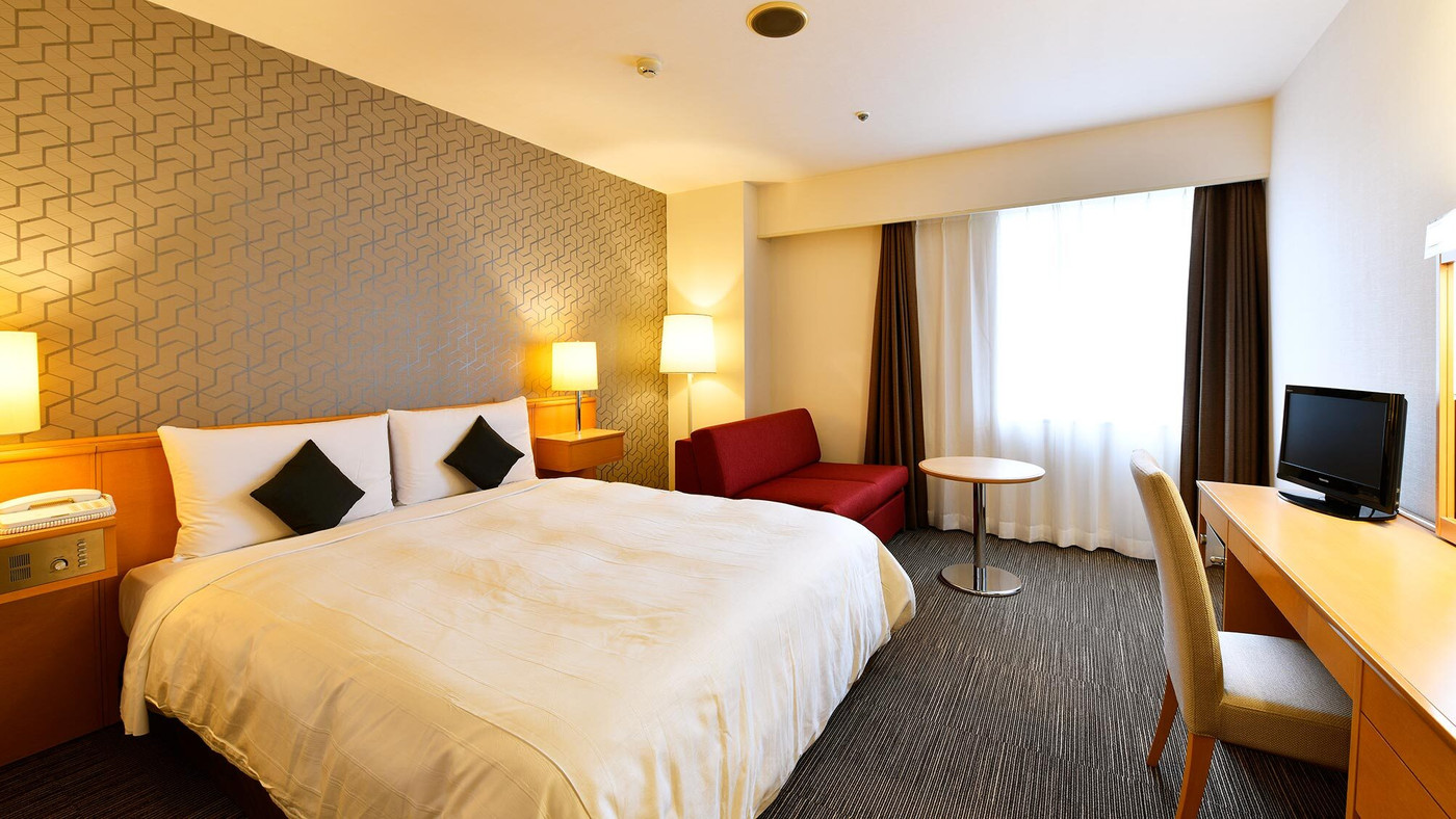 女性のひとり旅