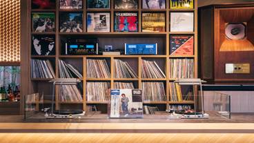 KANAZAWA MUSIC BAR レコード① / 4