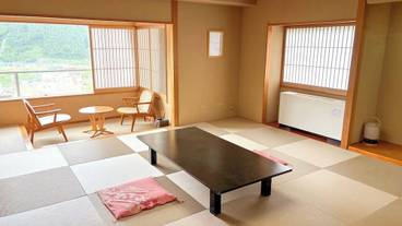 客室 / 21