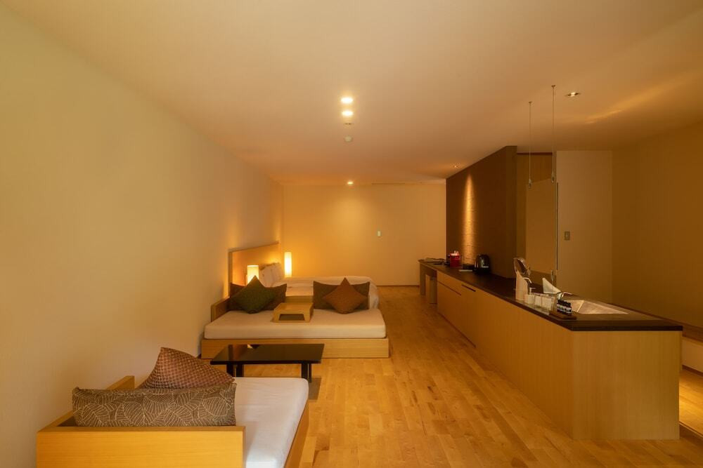 大人の隠れ家!解放感満載の露天風呂で癒しの時間を4279698