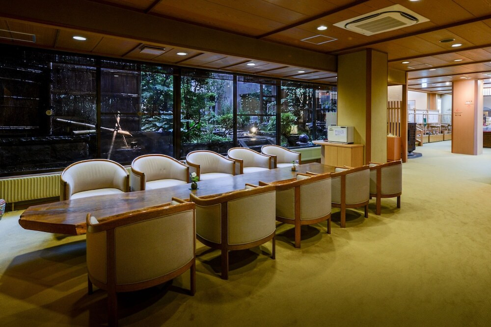 ロビー応接スペース