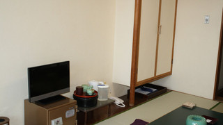 和室　専用トイレ付　共用バスルーム (素泊まり)