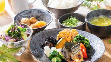 朝食 / 3