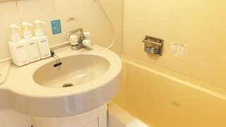 エコノミー ツインルーム 2 ベッドルーム 喫煙可