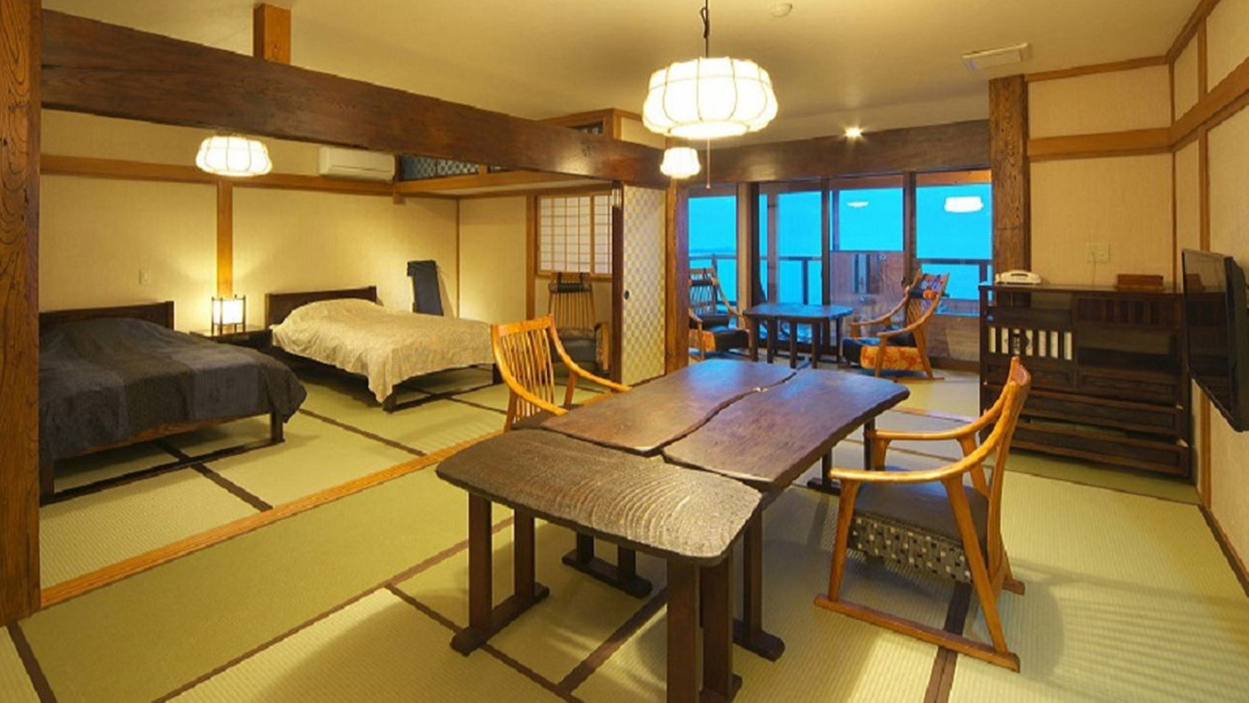 オーシャンビューの源泉かけ流しの湯を堪能3250903