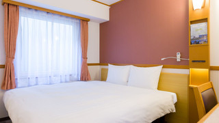 キング ダブルルーム 喫煙可