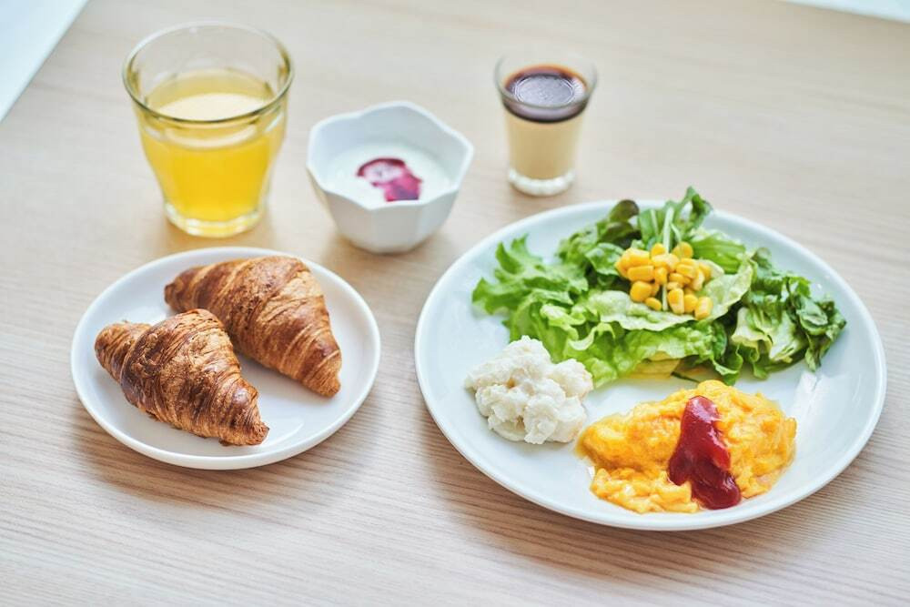 朝食