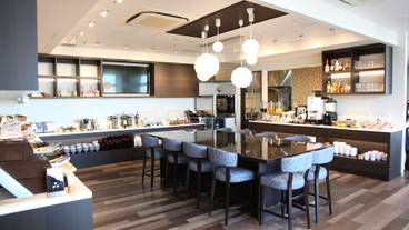 朝食スペース / 3