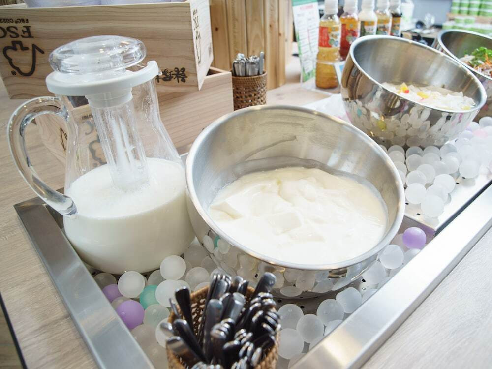 朝食ビュッフェ