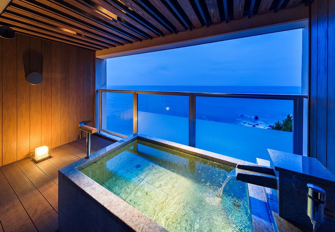 食べきれないほどの海の幸が目玉の宿4261030