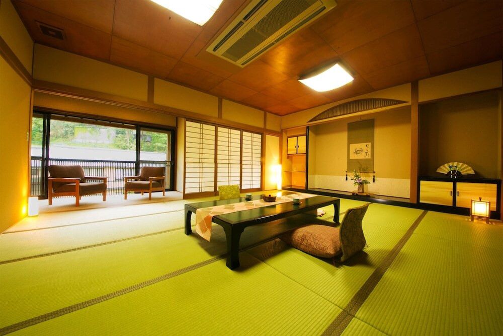 露天風呂付客室 山茶花