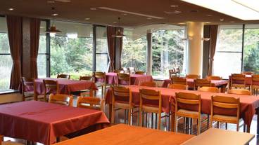 朝食スペース / 9