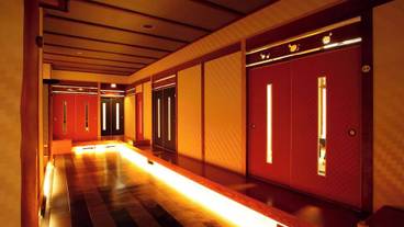 旅館のお食事処 / 30