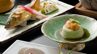 食事・飲み物 / 4