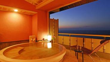 最上階・特別室/桜桃花　檜露天風呂① / 4