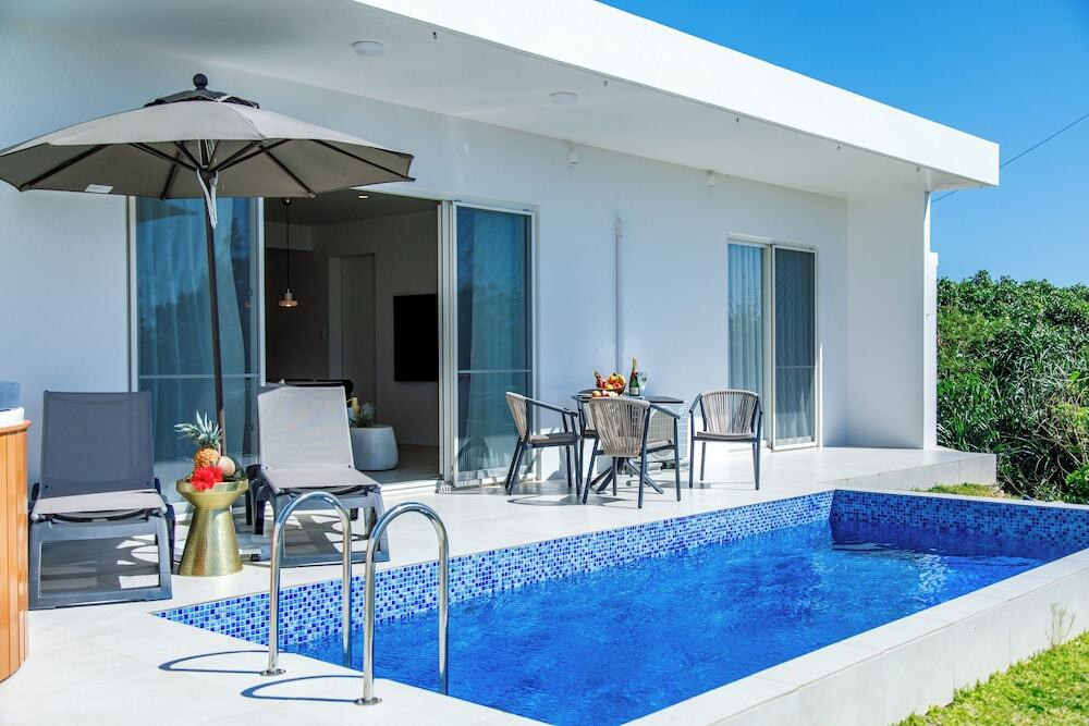 プライベートプール