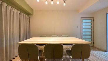 客室内のダイニングエリア / 33