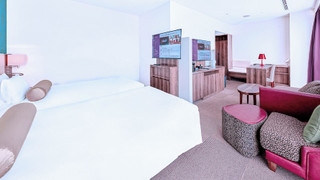 プリビレッジツイン