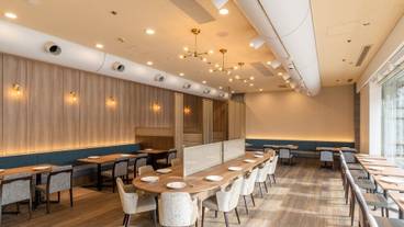 朝食スペース / 13