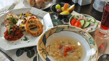 食事・飲み物 / 2