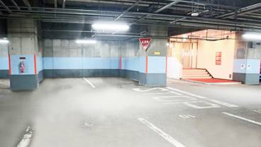 屋内駐車場② / 17