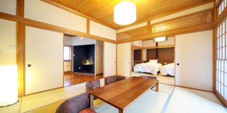 鷹ノ巣温泉 吊り橋と離れの宿 鷹の巣館