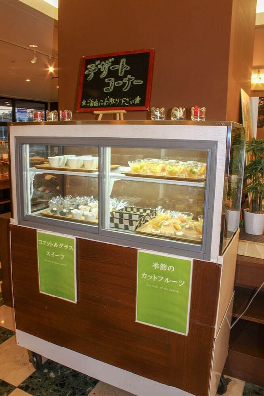 朝食ビュッフェ