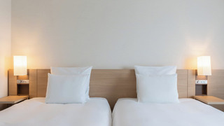 プレミアム ルーム シングルベッド 2 台