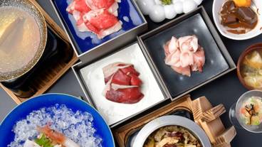 食事・飲み物 / 11