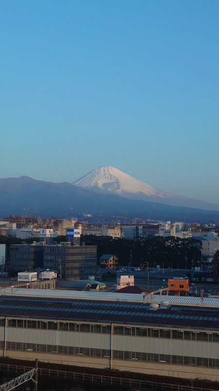 朝の富士山
