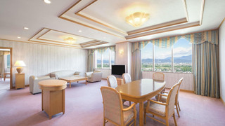 デラックス スイート ベッド (複数台)