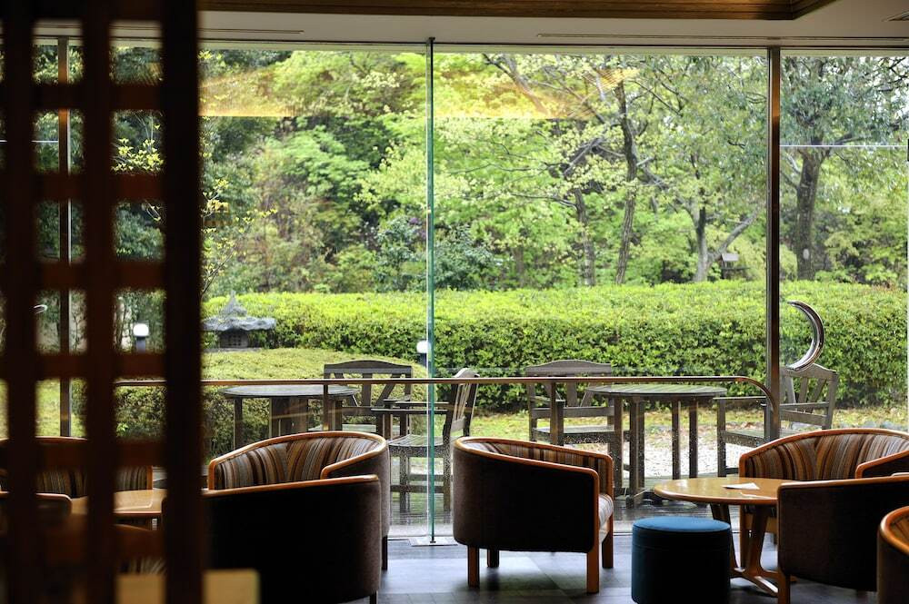 ロビー応接スペース