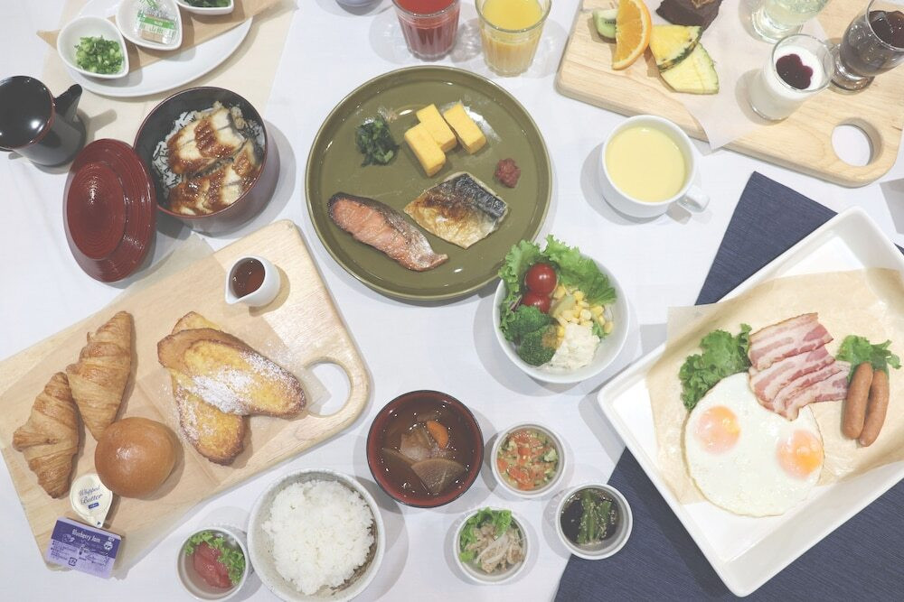 “ひつまぶし”などご当地感あふれる朝食がうれしい4065429
