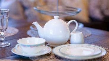 客室内のダイニングエリア / 26