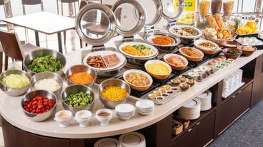 朝食ビュッフェ / 8