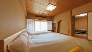 和モダンツインベッド＋和室8畳 禁煙